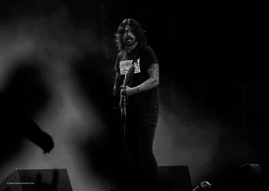 Foo Fighters — Into the Smoke