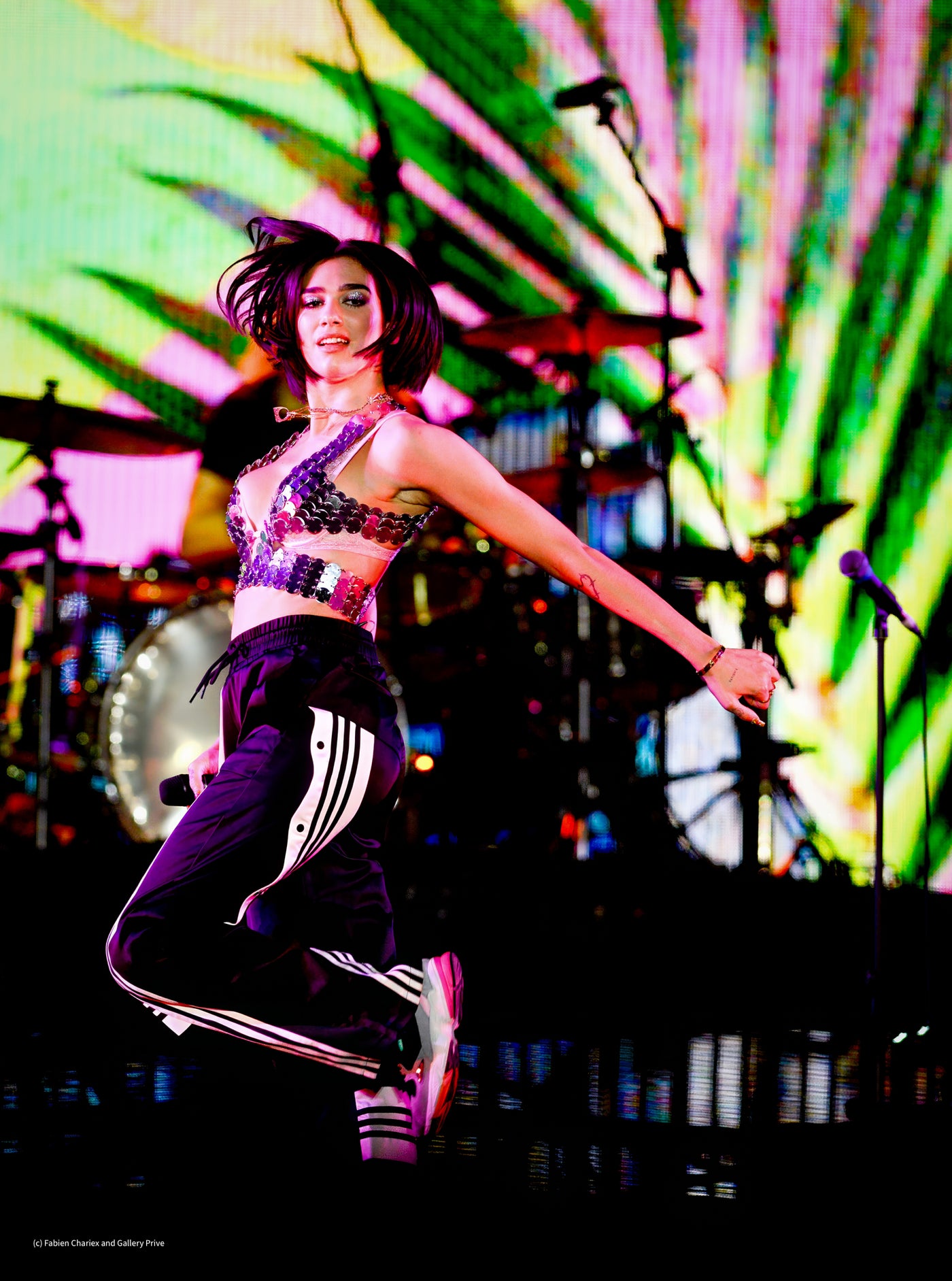 Dua Lipa — Neon Profile